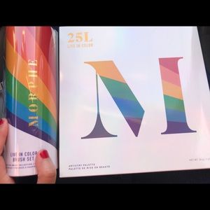 Morphe Pride Eyeshadow/ Brush Set
